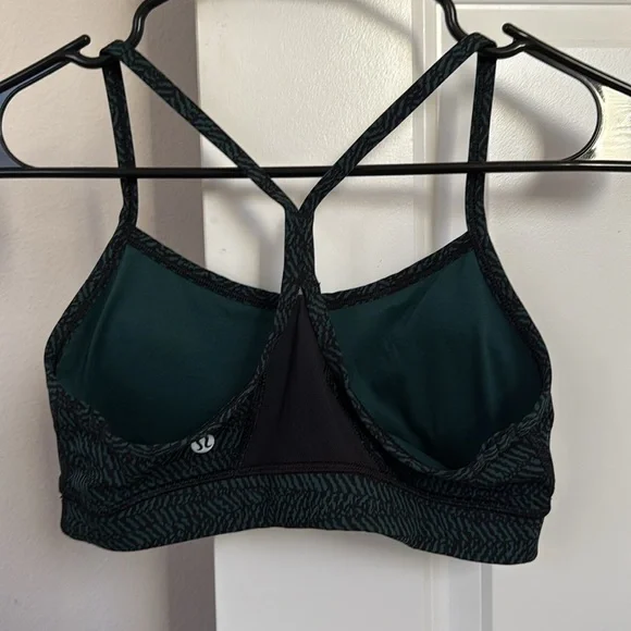 Lululemon Flow Y Bra IV size 6 - Picture 5 of 8